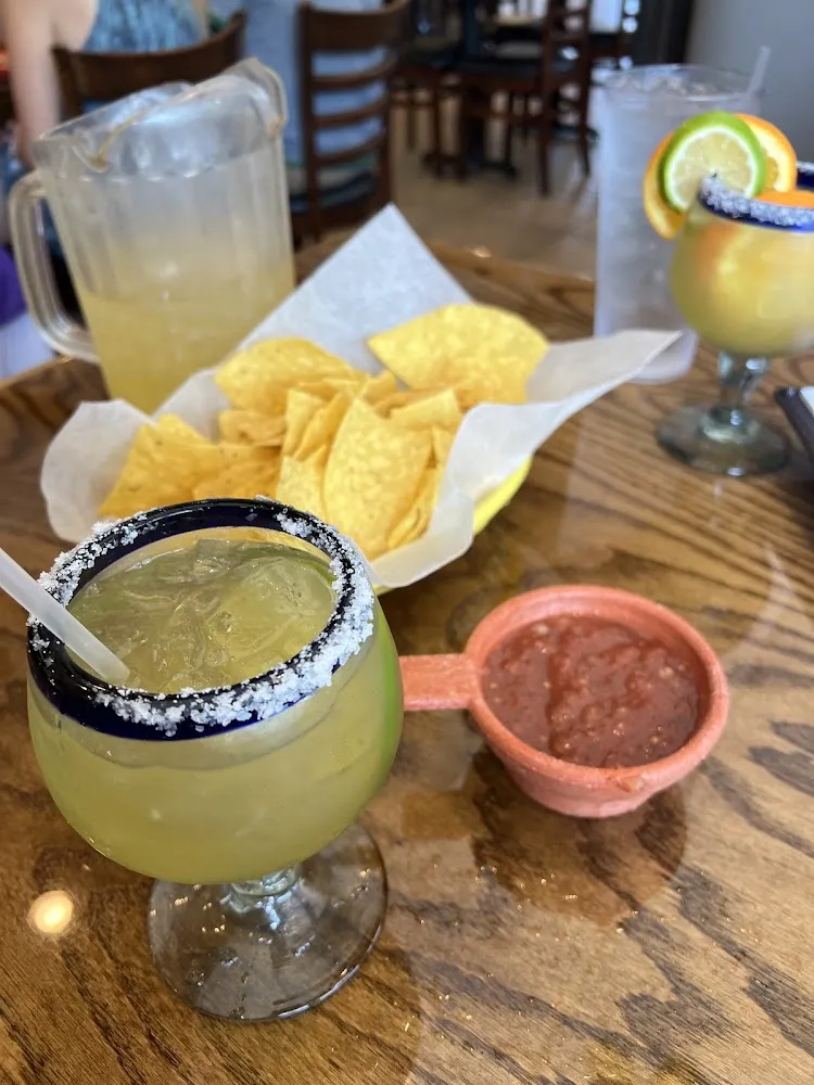 Chips Salsa and Margarita on the Rocks